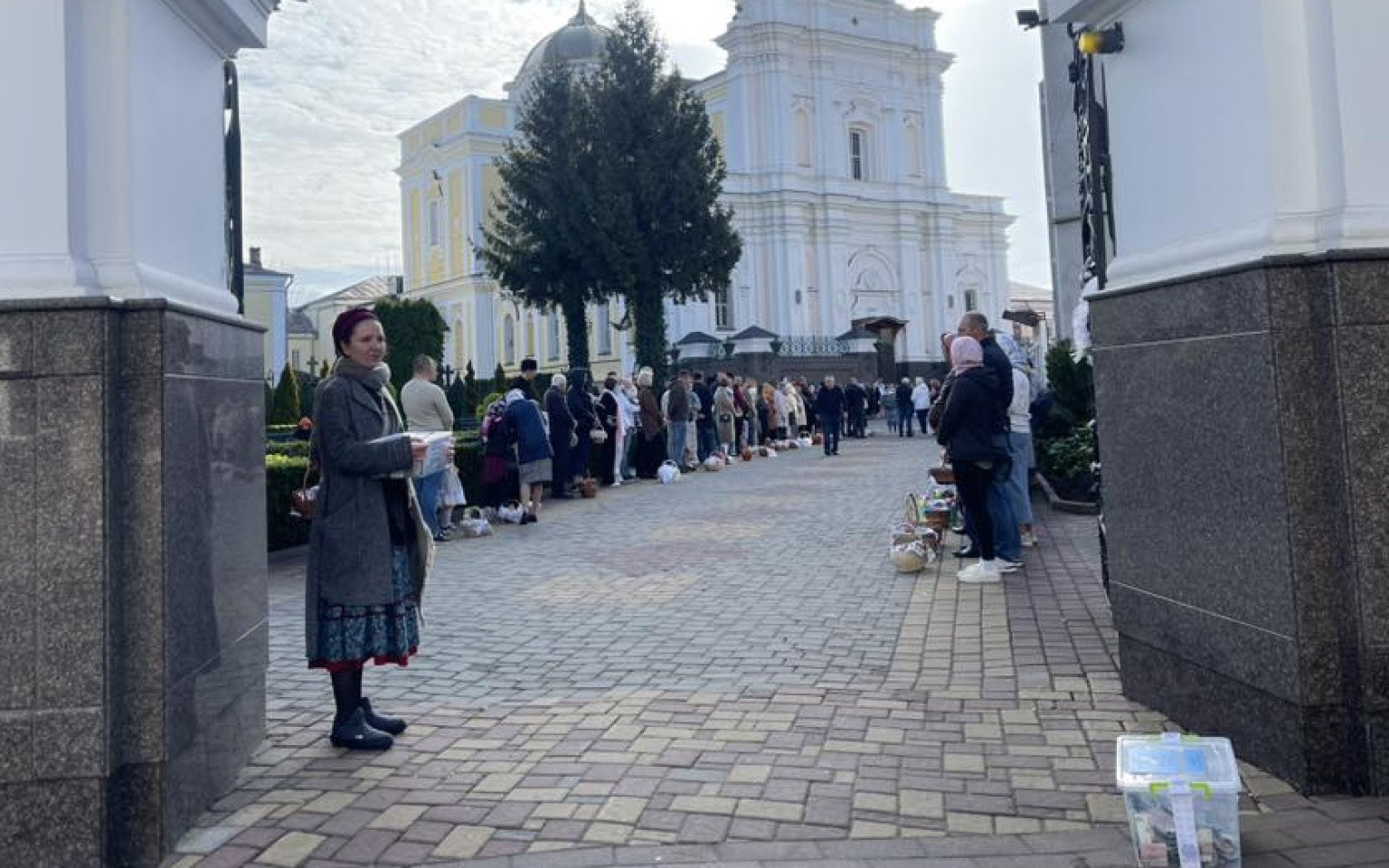 Понад 395 тисяч грн зібрали біля храмів Луцька: підсумки ініціативи «Святкуємо – допомагаємо»